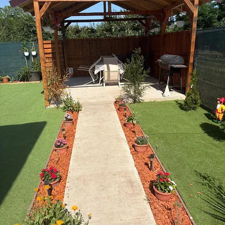 בית הארחה Casa Theopa 3*